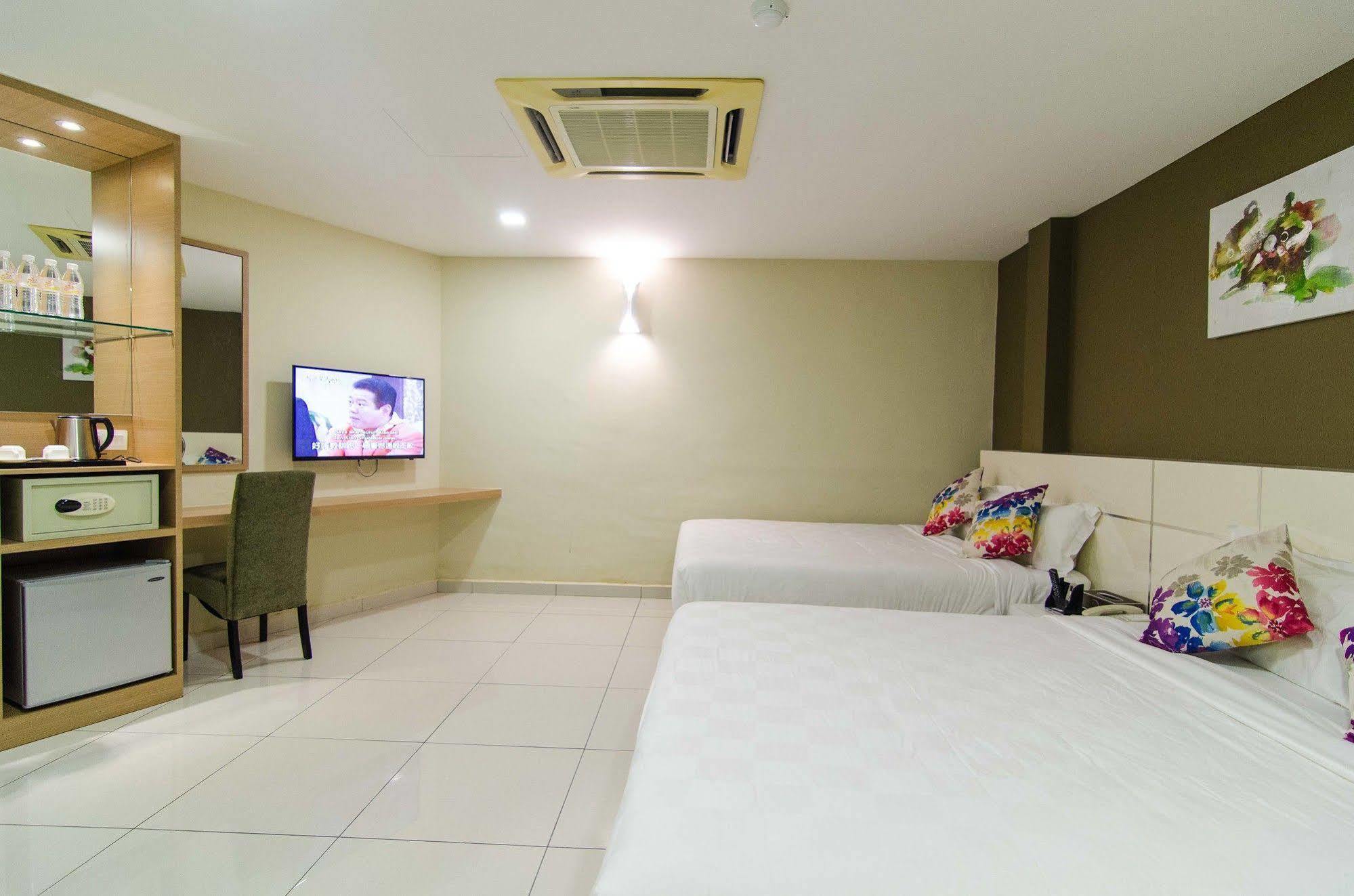 Hotel Mornington Bukit Permata Lumut Exterior foto