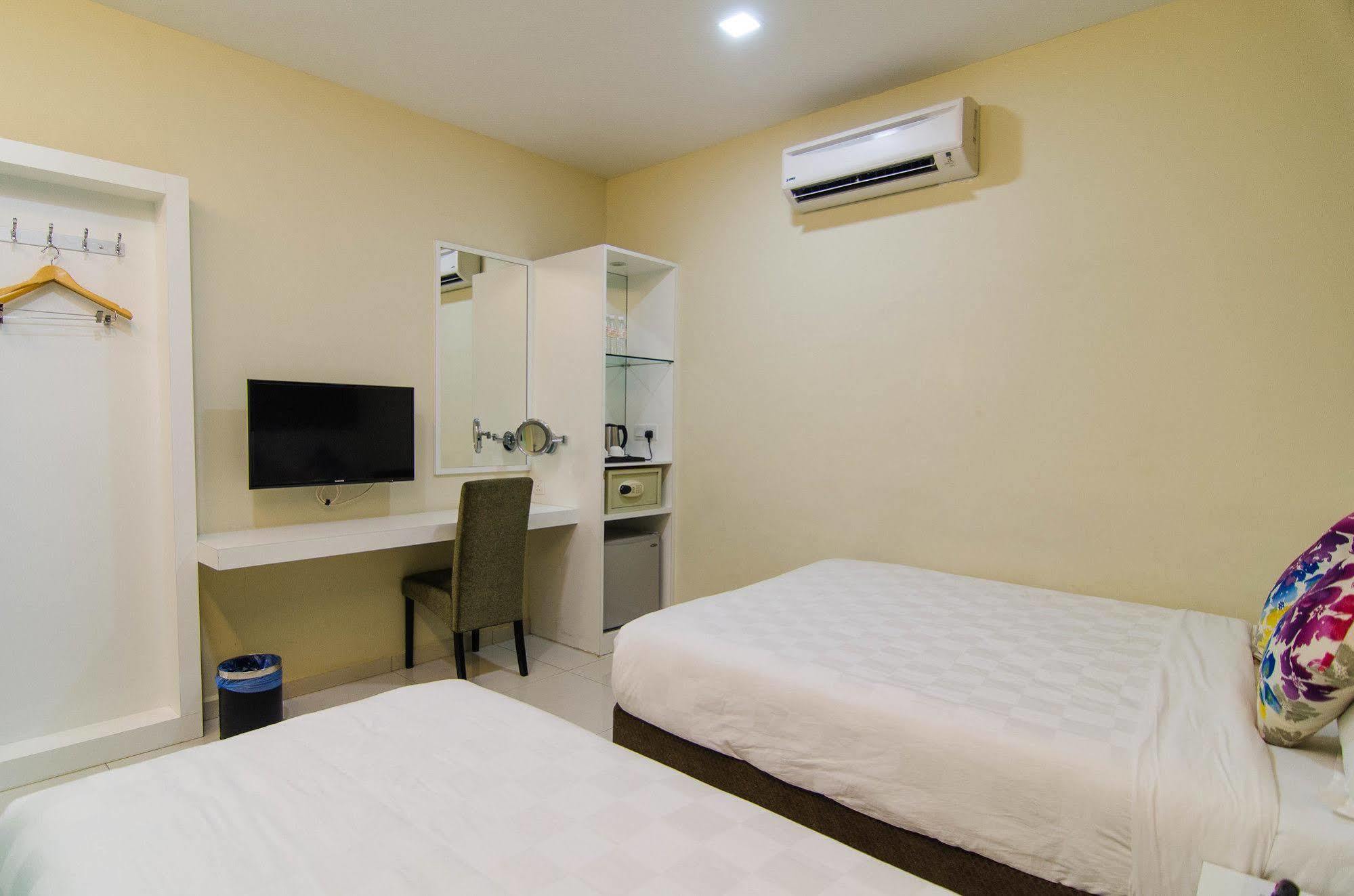 Hotel Mornington Bukit Permata Lumut Exterior foto